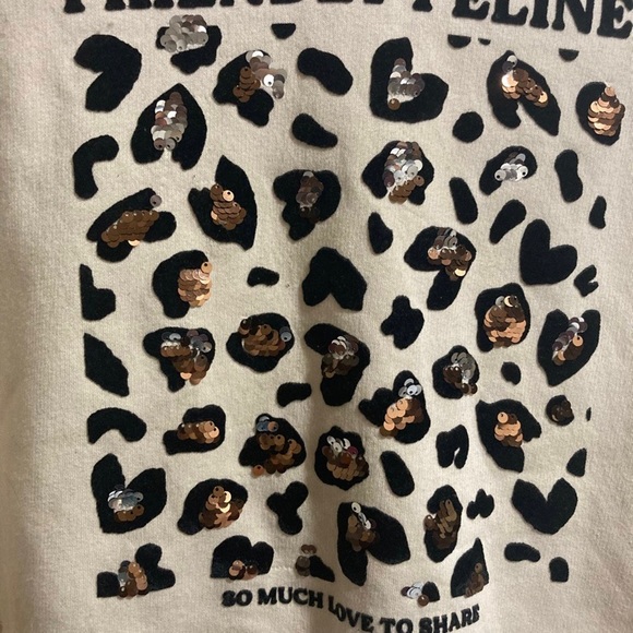 Girls Designer Leopard Sweater🐆 - Picture 5 of 5